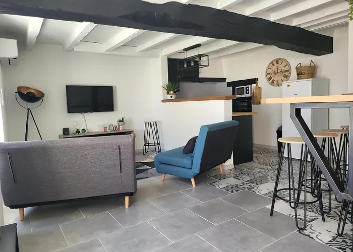 Individuelle Et Patio Hébergement de vacances Poulan-Pouzols